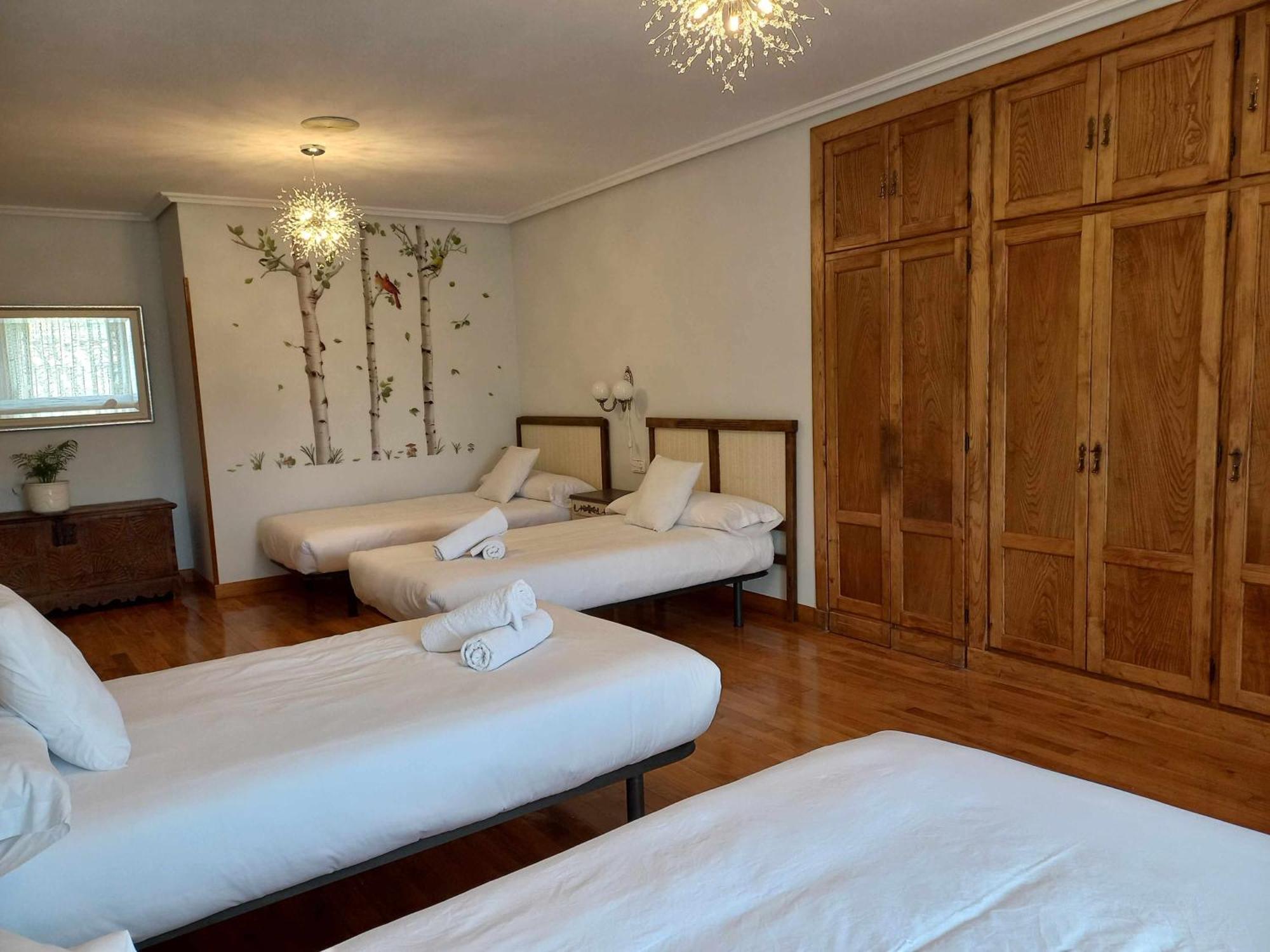 Casa Albaitar Con Piscina Y Sala De Juegos Azcona Zewnętrze zdjęcie